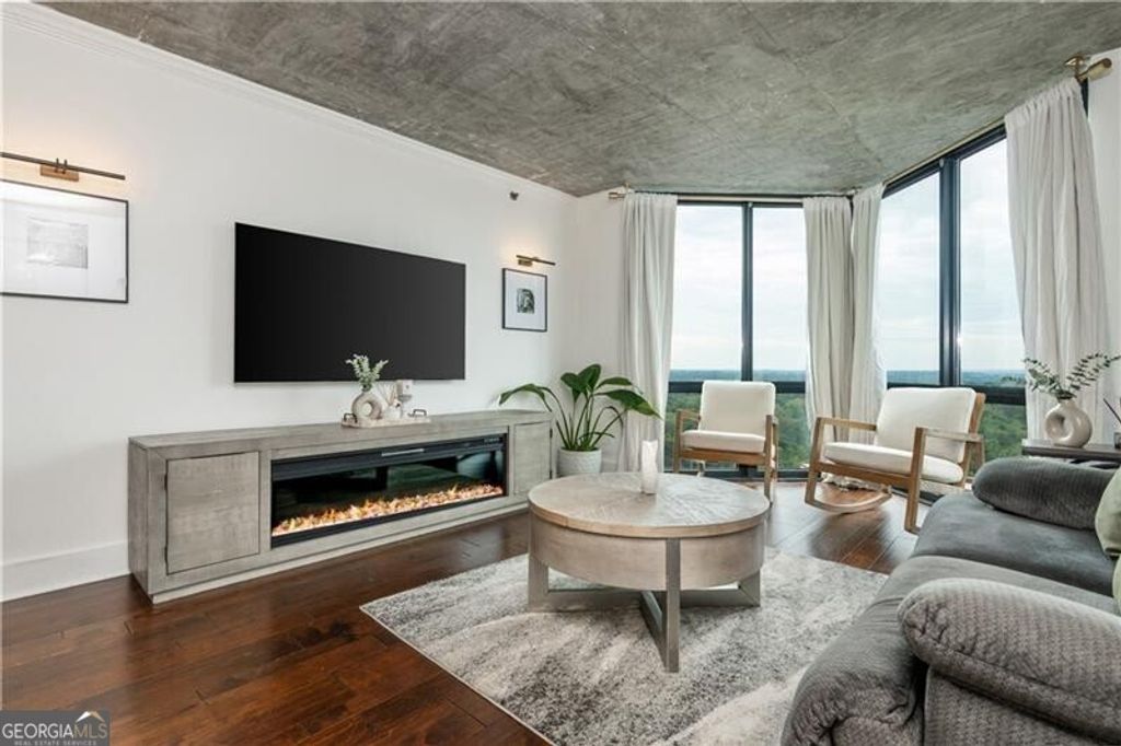 2870 Pharr Court South NW 2007, Atlanta, GA 30305