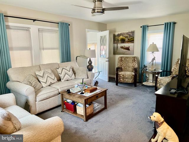 87 SAYBROOK AVE, Hamilton, NJ 08619