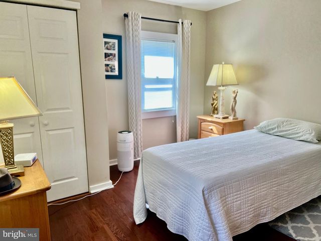 87 SAYBROOK AVE, Hamilton, NJ 08619