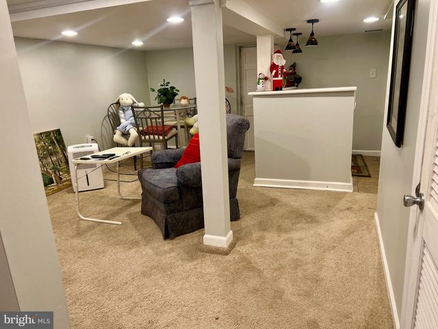 87 SAYBROOK AVE, Hamilton, NJ 08619