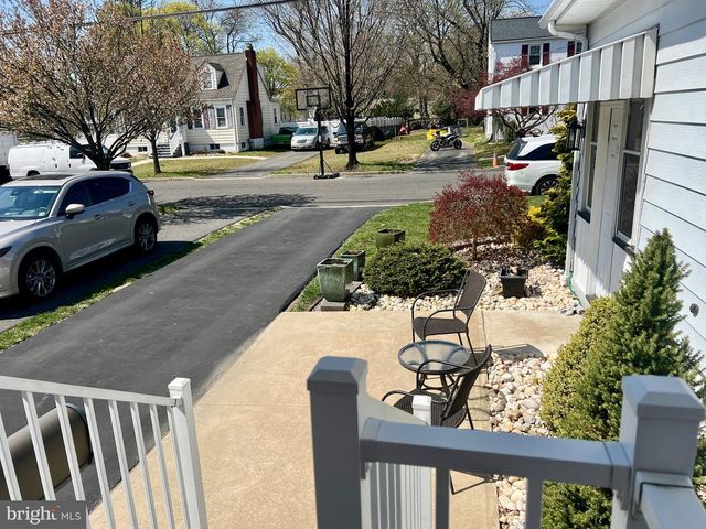 87 SAYBROOK AVE, Hamilton, NJ 08619