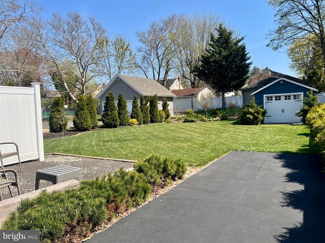 87 SAYBROOK AVE, Hamilton, NJ 08619