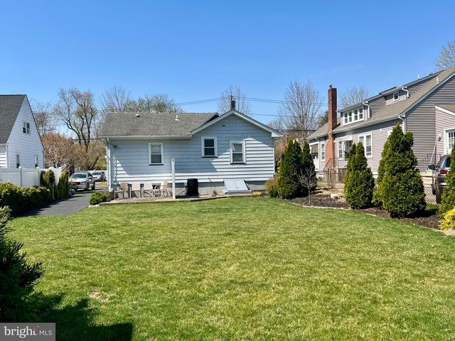 87 SAYBROOK AVE, Hamilton, NJ 08619