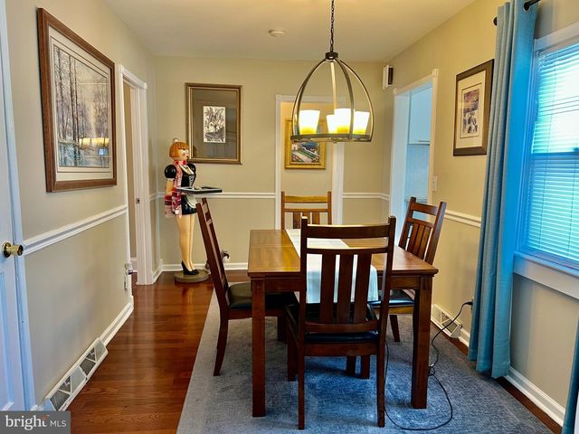 87 SAYBROOK AVE, Hamilton, NJ 08619