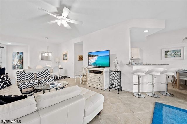 4685 Hawks Nest WAY 103, Naples, FL 34135