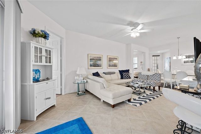 4685 Hawks Nest WAY 103, Naples, FL 34135