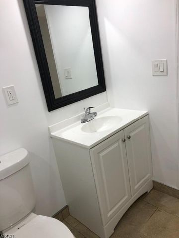 226 N 3Rd Ave, Manville Boro, NJ 08835