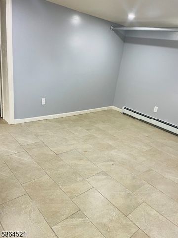 226 N 3Rd Ave, Manville Boro, NJ 08835