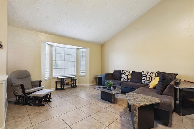 1858 Wood Orchard Drive, Missouri City, TX 77489