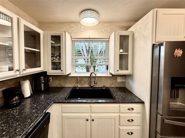 1206 Mildred Lane, Benbrook, TX 76126