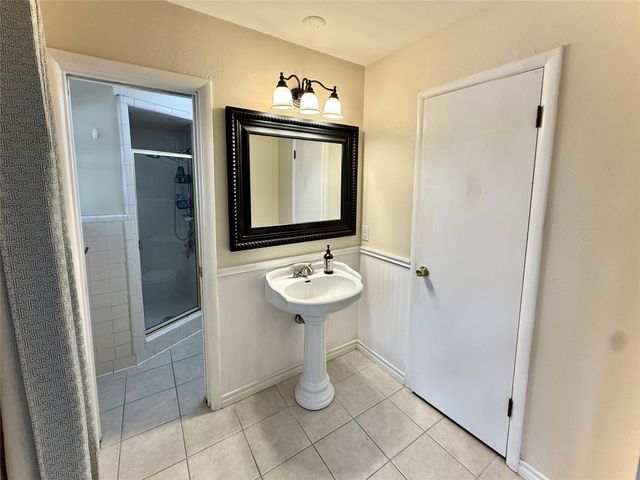 1206 Mildred Lane, Benbrook, TX 76126