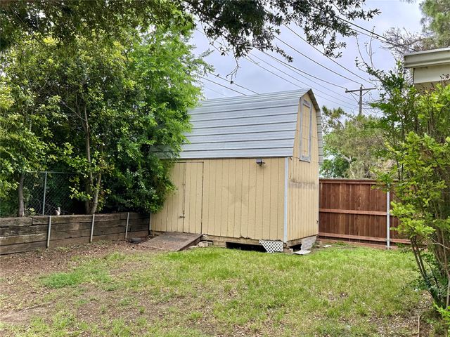 1206 Mildred Lane, Benbrook, TX 76126