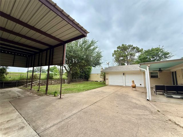 1206 Mildred Lane, Benbrook, TX 76126