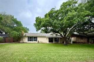 1206 Mildred Lane, Benbrook, TX 76126