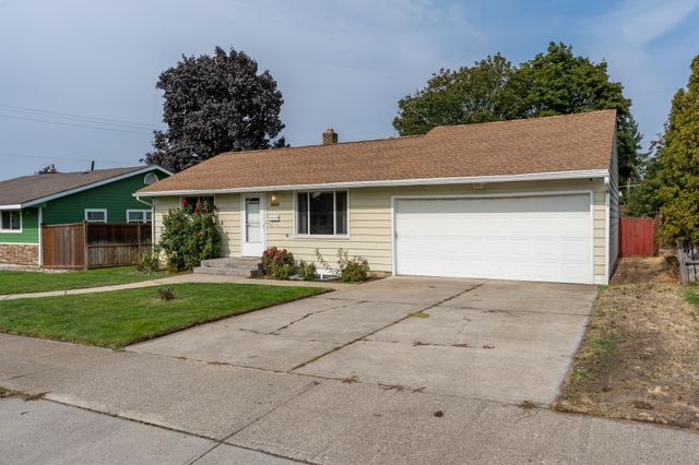3016 W Eloika Ave, Spokane, WA 99205