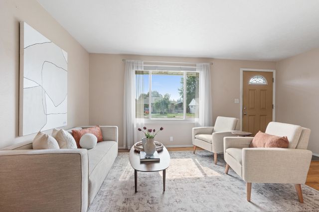 3016 W Eloika Ave, Spokane, WA 99205