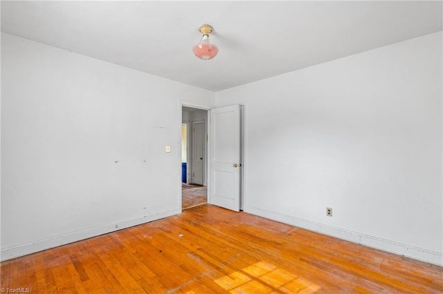 900 W Monroe Street, Mayodan, NC 27027