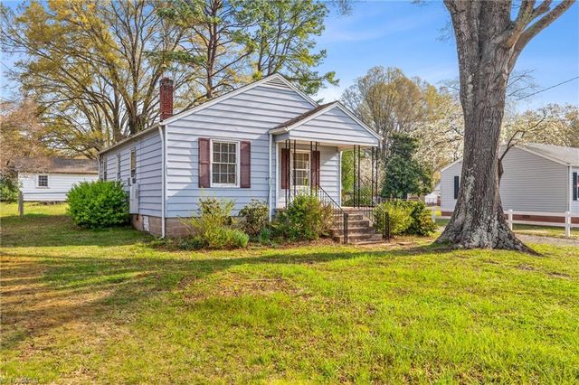 900 W Monroe Street, Mayodan, NC 27027