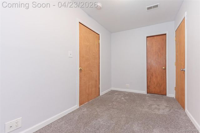 738 W Atherton Road, Flint, MI 48507