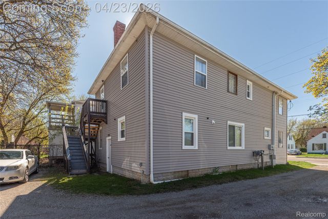 738 W Atherton Road, Flint, MI 48507