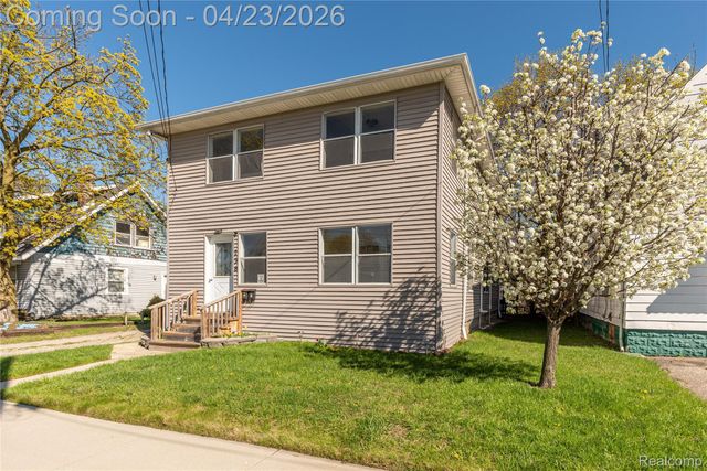 738 W Atherton Road, Flint, MI 48507
