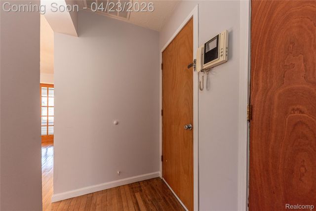 738 W Atherton Road, Flint, MI 48507