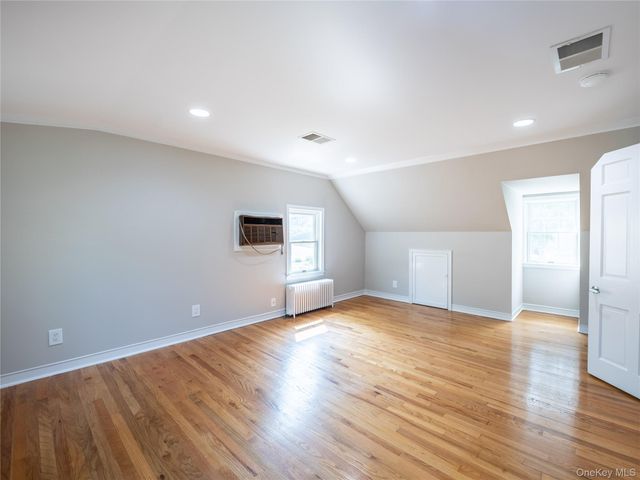 35 Bogart Avenue, Port Washington, NY 11050