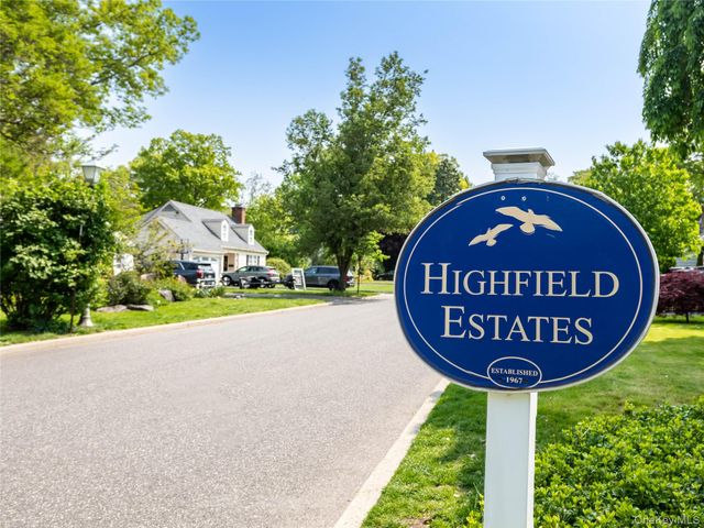 35 Bogart Avenue, Port Washington, NY 11050