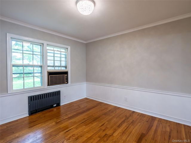 35 Bogart Avenue, Port Washington, NY 11050
