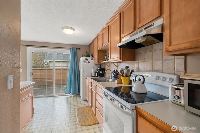 716 Plymouth Street SW, Olympia, WA 98502