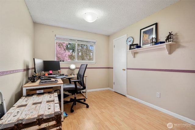 716 Plymouth Street SW, Olympia, WA 98502