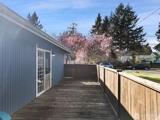 716 Plymouth Street SW, Olympia, WA 98502