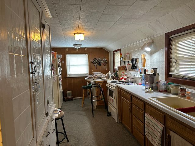 208 Johnson Street, Morrison, IL 61270