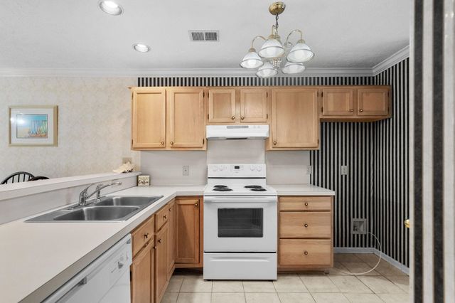 4105 Pinehurst Cir Apt CC4, Little River, SC 29566