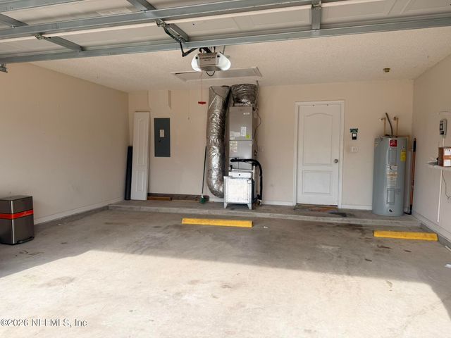 6423 CRIMSON LEAF Lane, Jacksonville, FL 32244