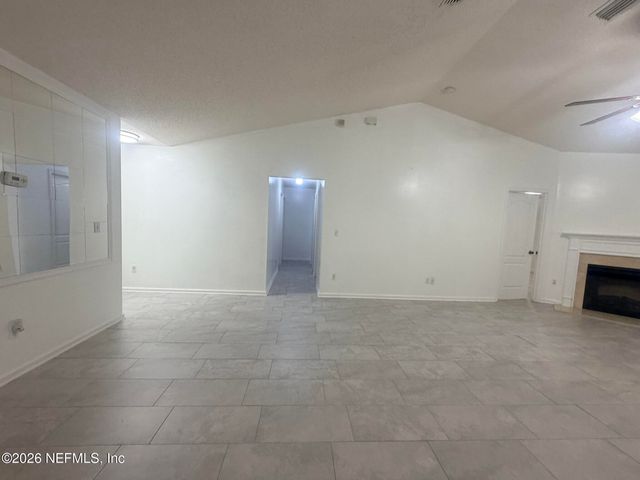 6423 CRIMSON LEAF Lane, Jacksonville, FL 32244