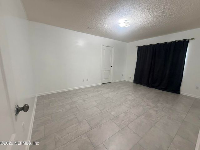 6423 CRIMSON LEAF Lane, Jacksonville, FL 32244