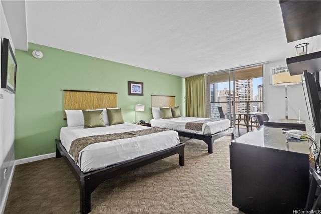 445 Seaside Avenue 1610, Honolulu, HI 96815