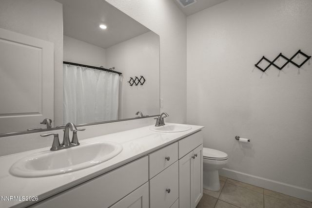 1142 Banner Peak Drive, Carson City, NV 89701