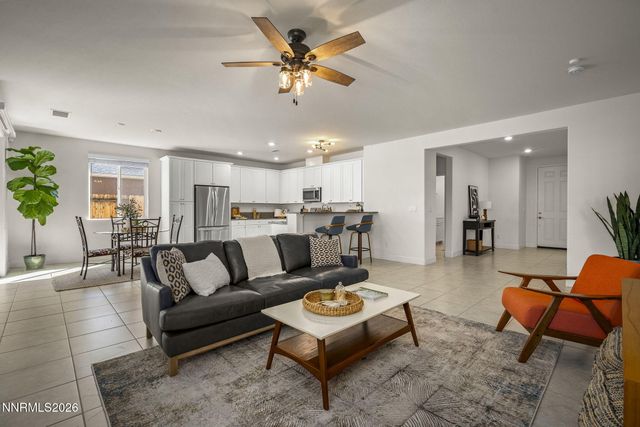 1142 Banner Peak Drive, Carson City, NV 89701