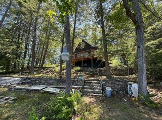 1 Island Home, Athol, MA 01331