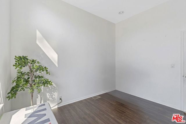 23777 Mulholland Highway 69, Calabasas, CA 91302