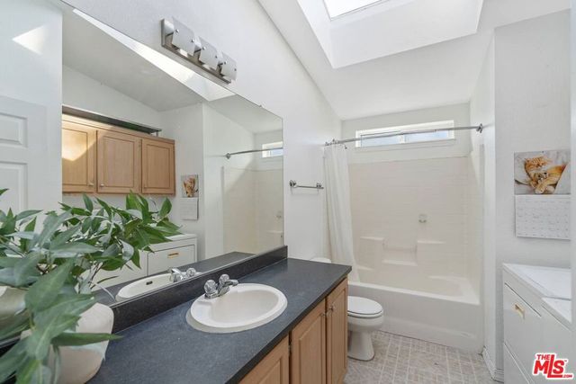 23777 Mulholland Highway 69, Calabasas, CA 91302