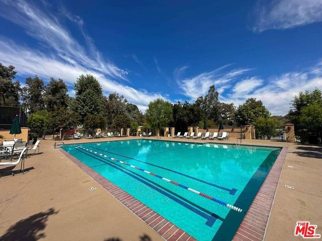 23777 Mulholland Highway 69, Calabasas, CA 91302