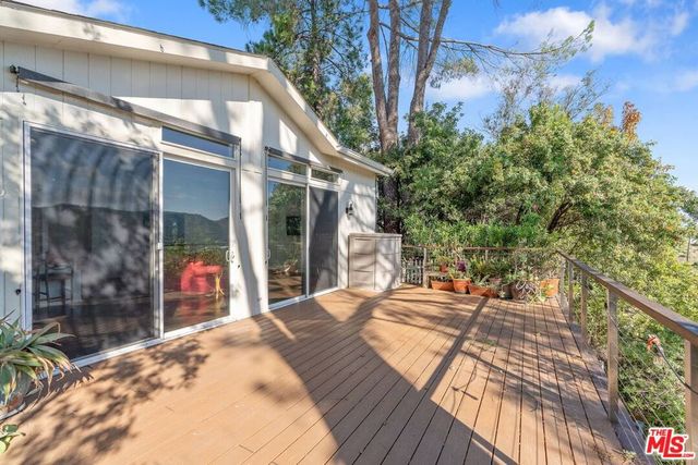 23777 Mulholland Highway 69, Calabasas, CA 91302