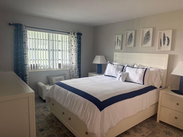 112 Lake Constance Drive, West Palm Beach, FL 33411