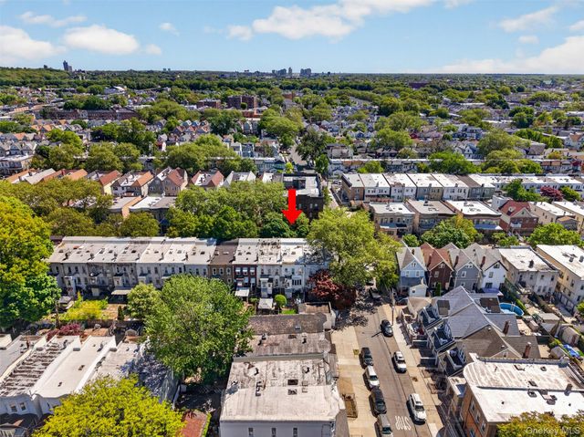 8842 87th Street, Woodhaven, NY 11421