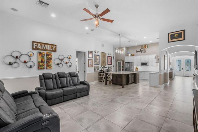 11524 CLAYMONT CIRCLE, Windermere, FL 34786