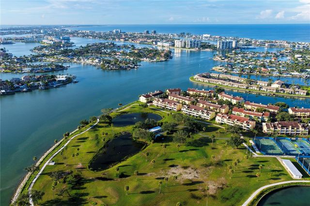 506 SANDY HOOK ROAD 506, Treasure Island, FL 33706