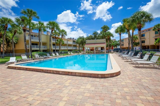 506 SANDY HOOK ROAD 506, Treasure Island, FL 33706